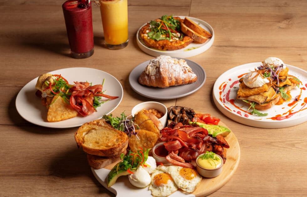 Cover Image for Discover the Fresh Flavours of Calamvale: l’Oasis’ New Menu and Website Launch!